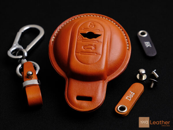 Mini Countryman leather key fob cover with fully-covered design for maximum key protection.