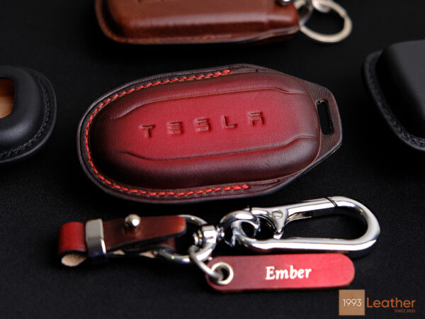 Tesla Model Y key fob cover made from high-quality Veg-Tanned leather for durability and style.