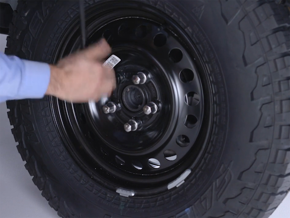 Top 3 Effortless way when got a Puncture Tire - Jeep Gladiator