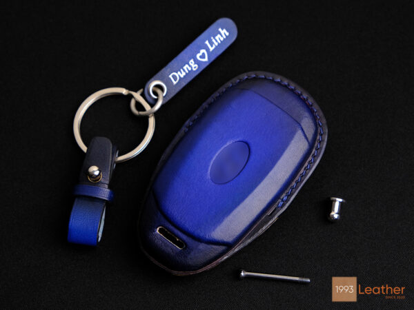 The back of the Hyundai VENUE key fob cover is precisely fitted to the key