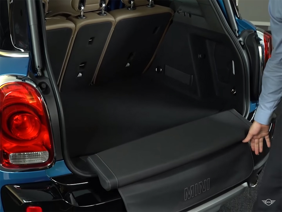 How to Set up MINI Cooper Countryman Rear Seat