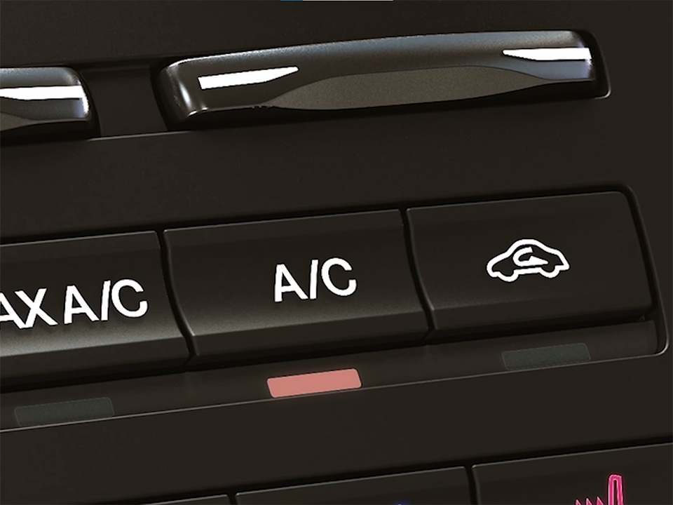 All Modern Features in Lincoln Climate Control