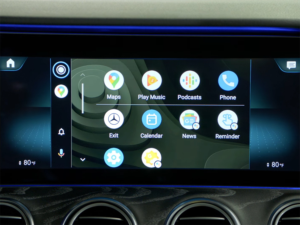 Connect Apple CarPlay or Android Auto