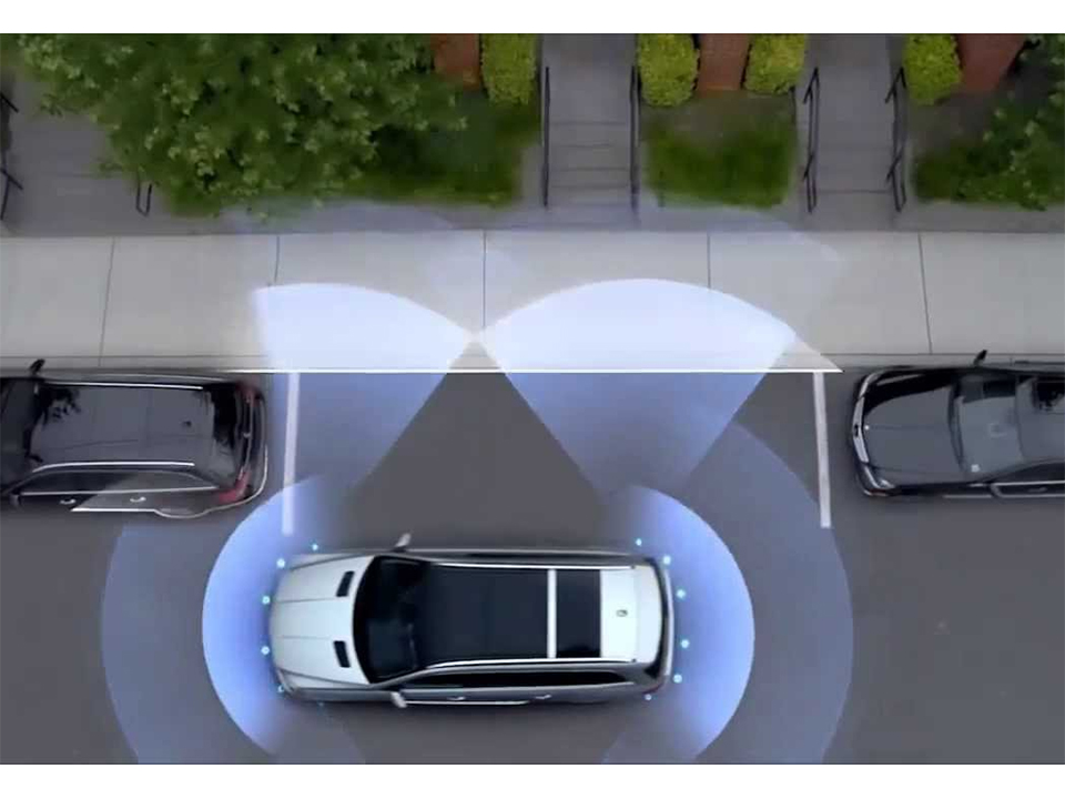 How to Use Active Parking Assist in the Mercedes-Benz C-Class