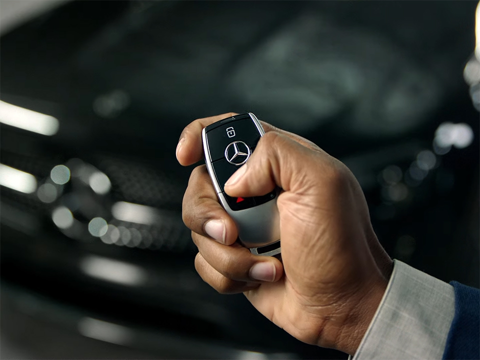 A Steadily Guide for Your Mercedes-Benz to Use SmartKey