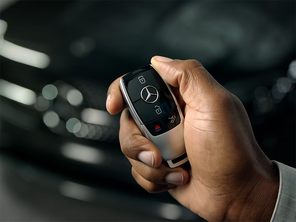 A Steadily Guide for Your Mercedes-Benz to Use SmartKey