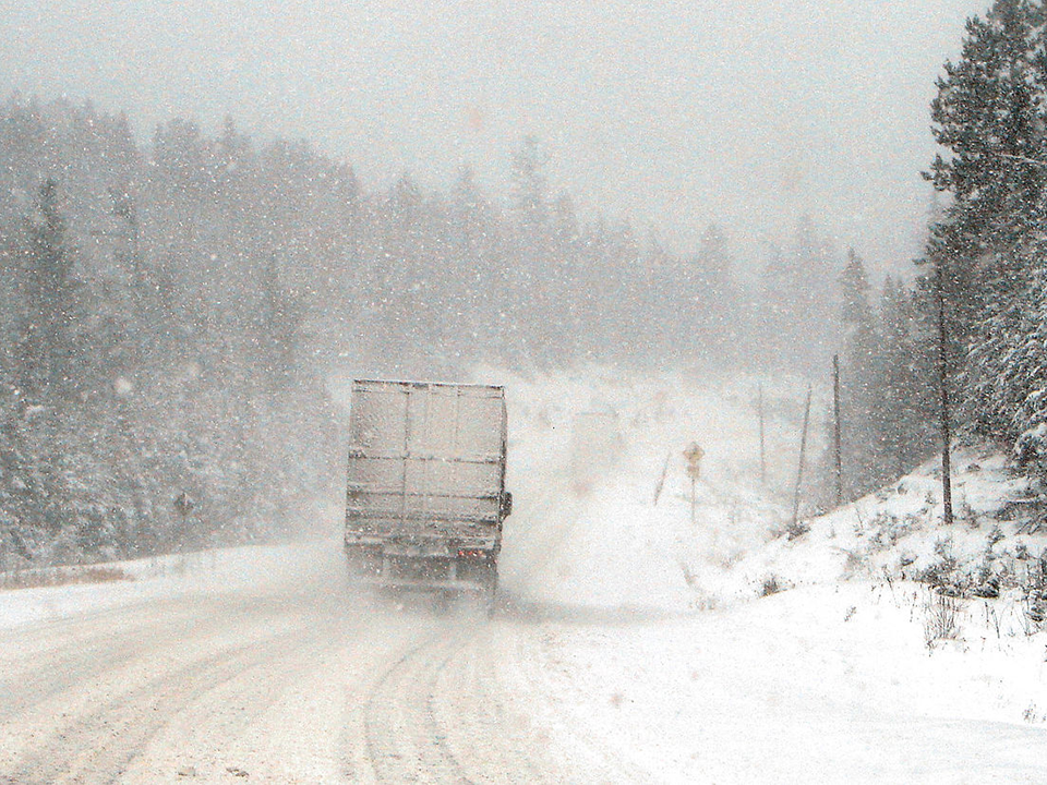 A Guide for Drivers for Safe Driving in Snowy Conditions