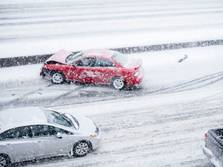 A Guide for Drivers for Safe Driving in Snowy Conditions