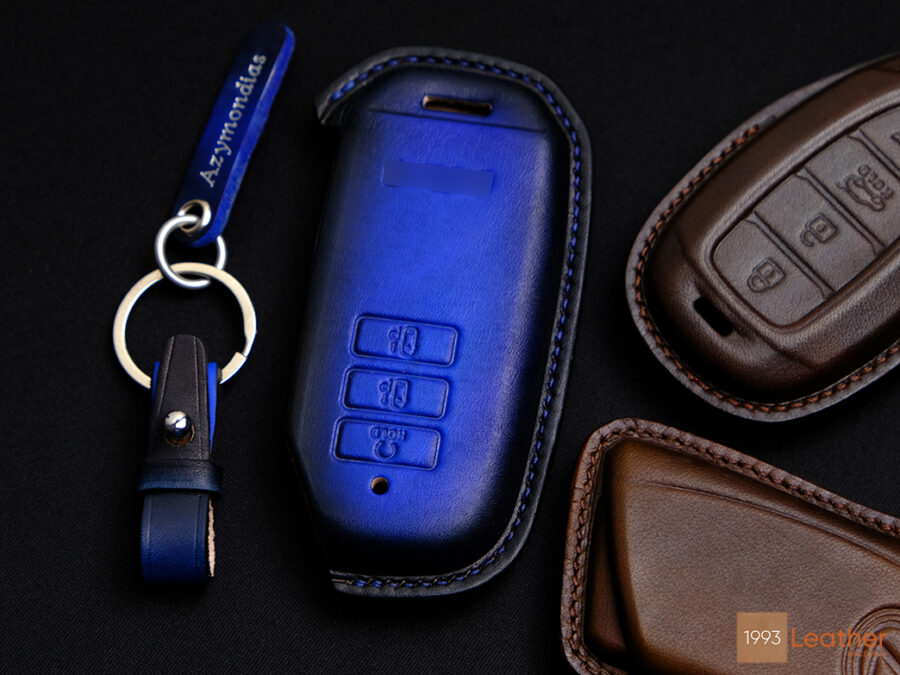 The KIA Niro key fob cover in Patina color adds a touch of luxury