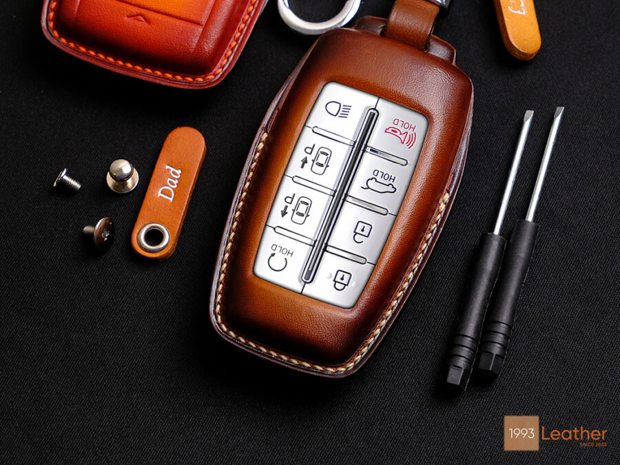 Genesis key case is designed with exposed buttons.