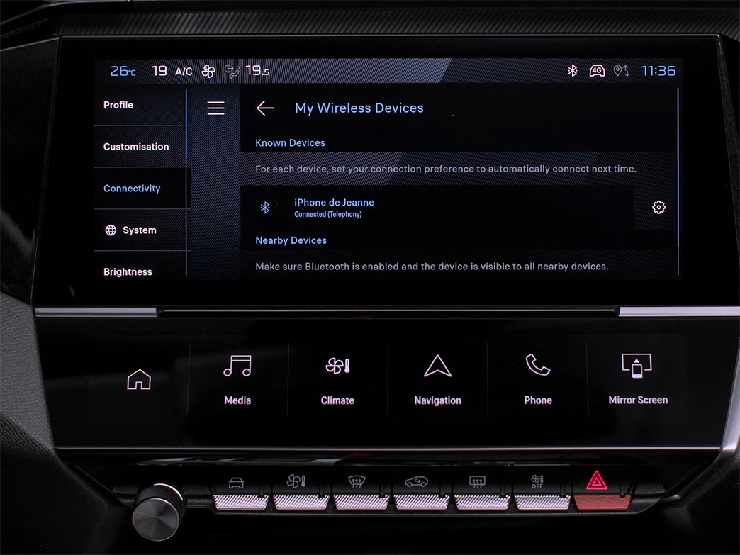 How to Connect Your iPhone to Apple CarPlay with Peugeot