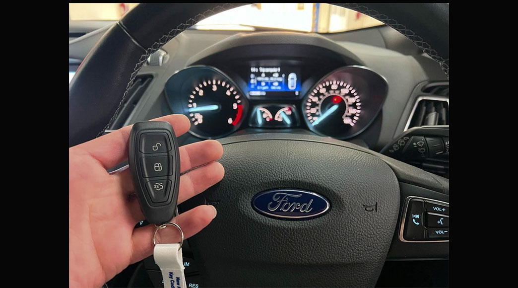 Tips Roll up and down Ford window by smart key