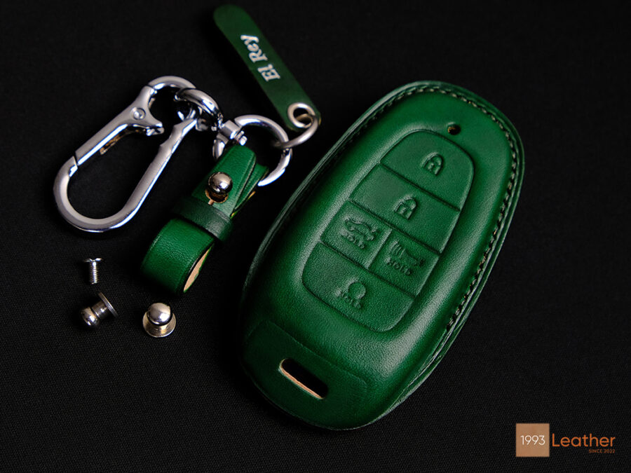 The Hyundai Sonata key fob cover offers many benefits for your car keys.