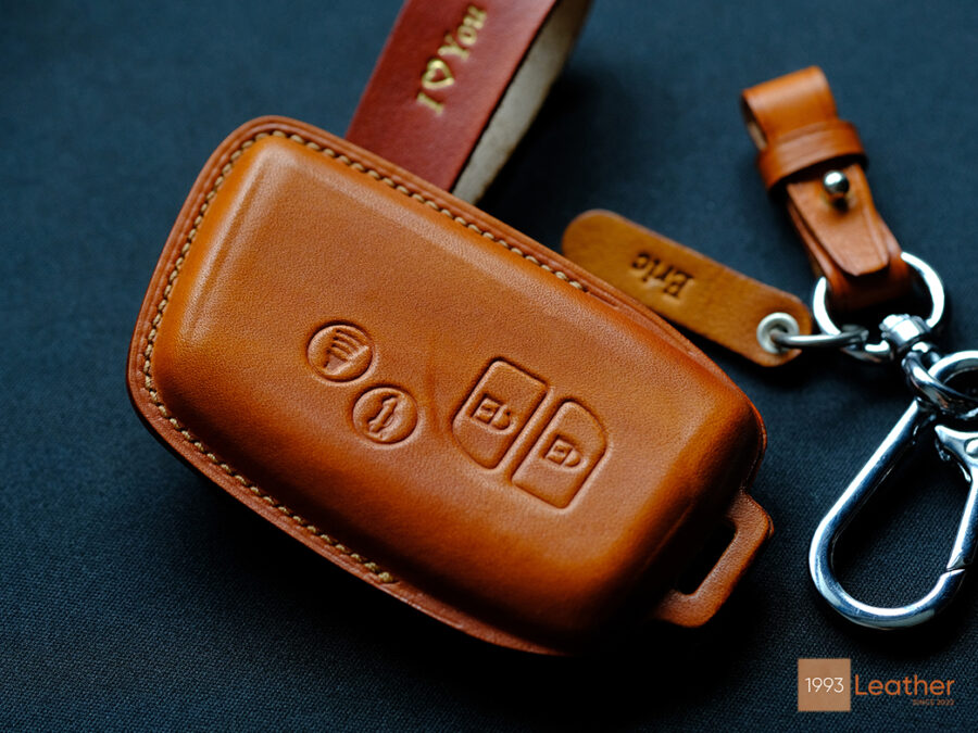 Premium Veg-tanned leather keeps your LS key looking brand new.