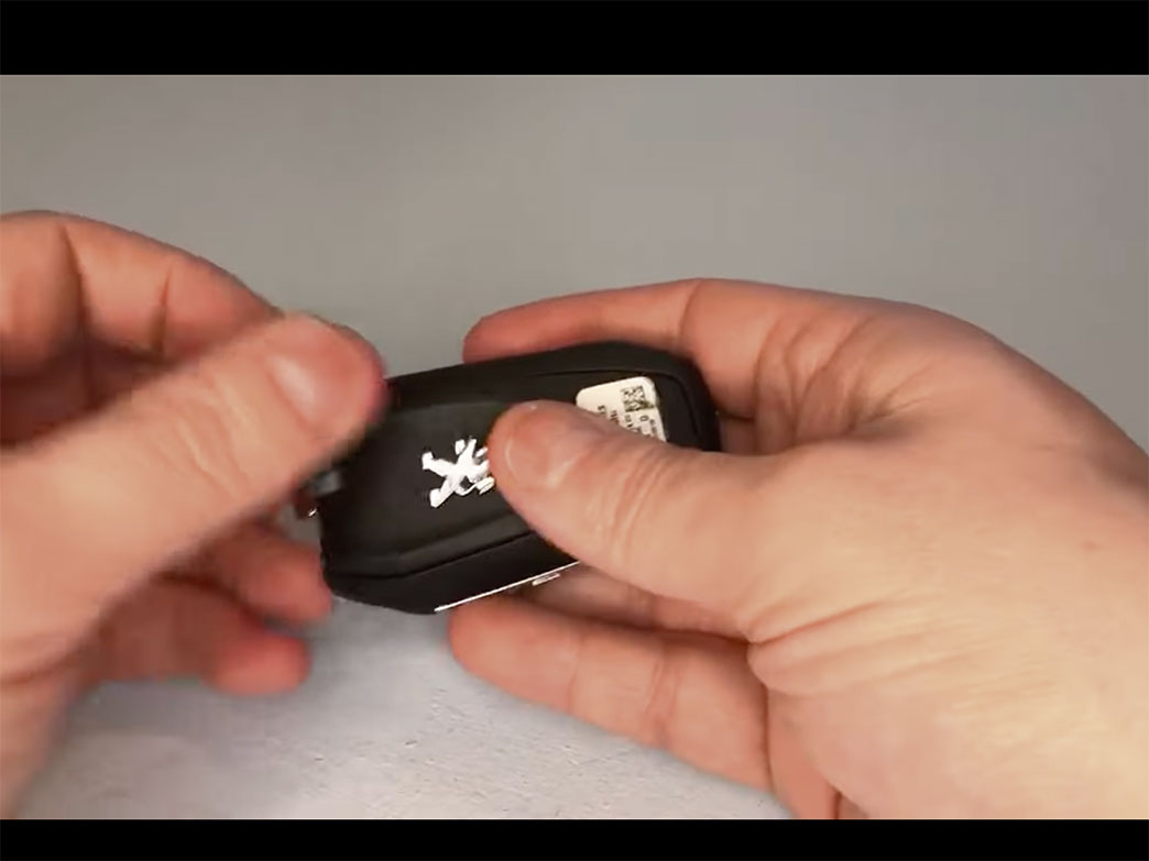 How To Change Peugeot 5008 Key Fob Battery