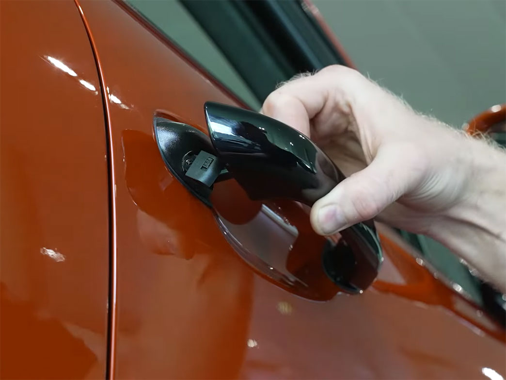 How to access Porsche Emergency Key