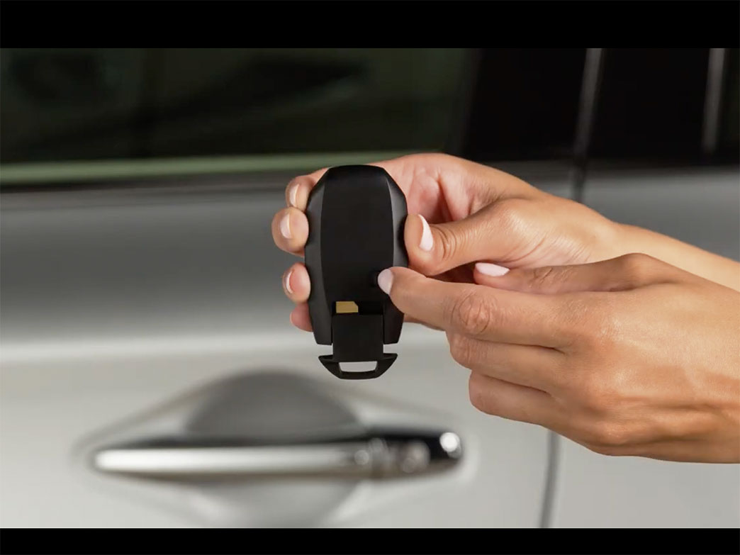 Tips use INFINITI Q50 Intelligent Key and Locking Functions