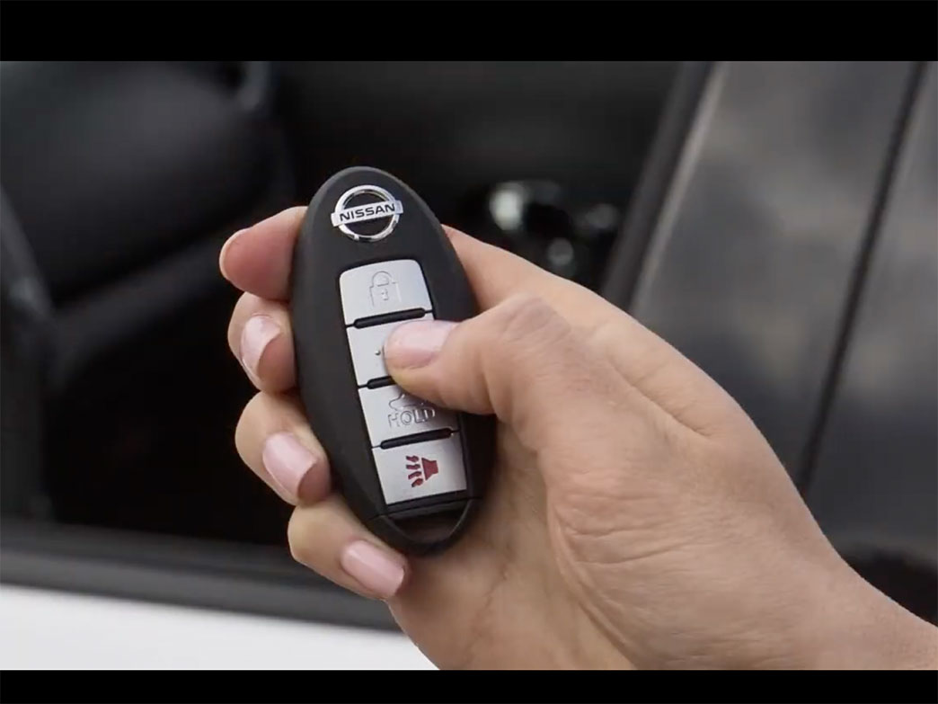 Using amazing features of Nissan Versa intelligent key