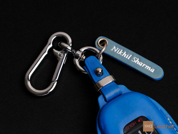 Free name engraving and keychain included