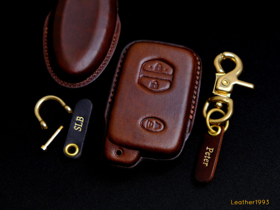 2015 Toyota Land Cruiser key fob cover