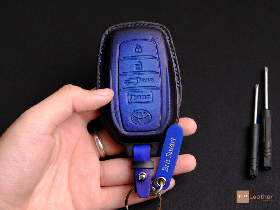 2023 Toyota Highlander Key fob cover (Patina)