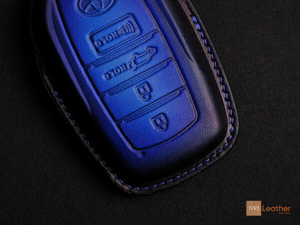 2023 Toyota Highlander Key fob cover (Patina)