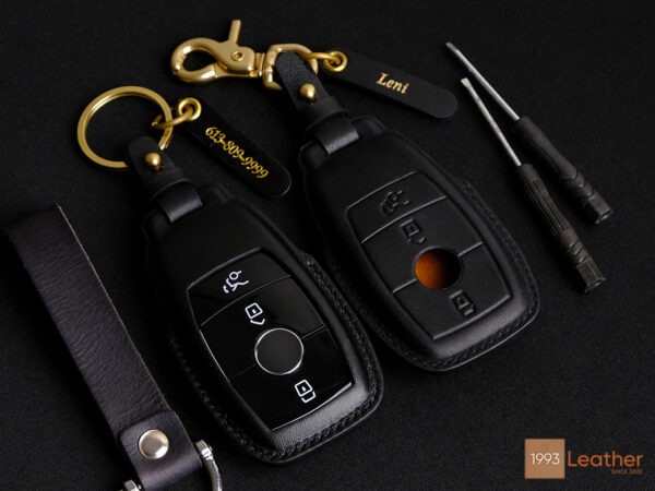 High-quality Mercedes GLE-Class key fob cover made of high-class Veg-tanned leather.