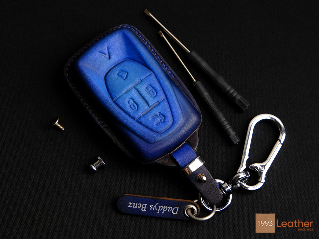 VinFast key fob cover at Leather1993