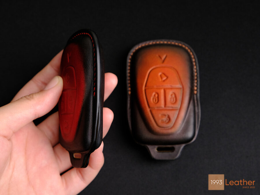 Premium Vinfast VF 8 key fob cover providing superior scratch protection