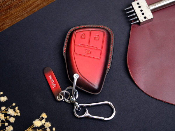 The front side of Chevrolet Traverse Key Fob Cover with tag and keychain