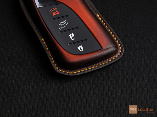 Lexus LX key case brings classic and luxurious style with stitching sewed regularly