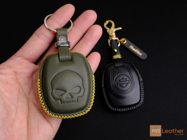 High-quality Softail Standard Key Fob Cover with scratch-resistant protection.