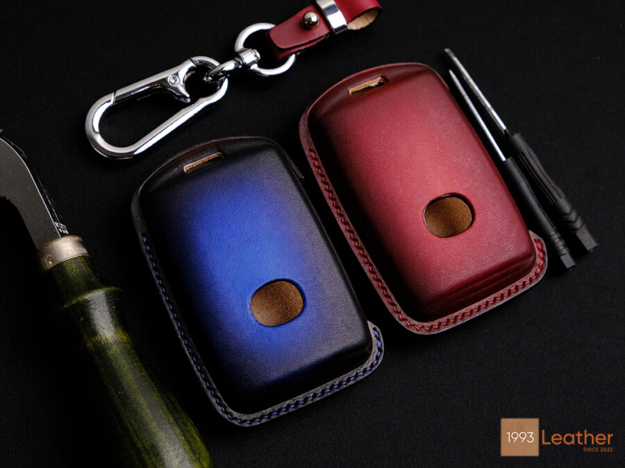 Mazda MX-5 Miata key fob cover made of high-quality Vegtan leather for durability and elegance.