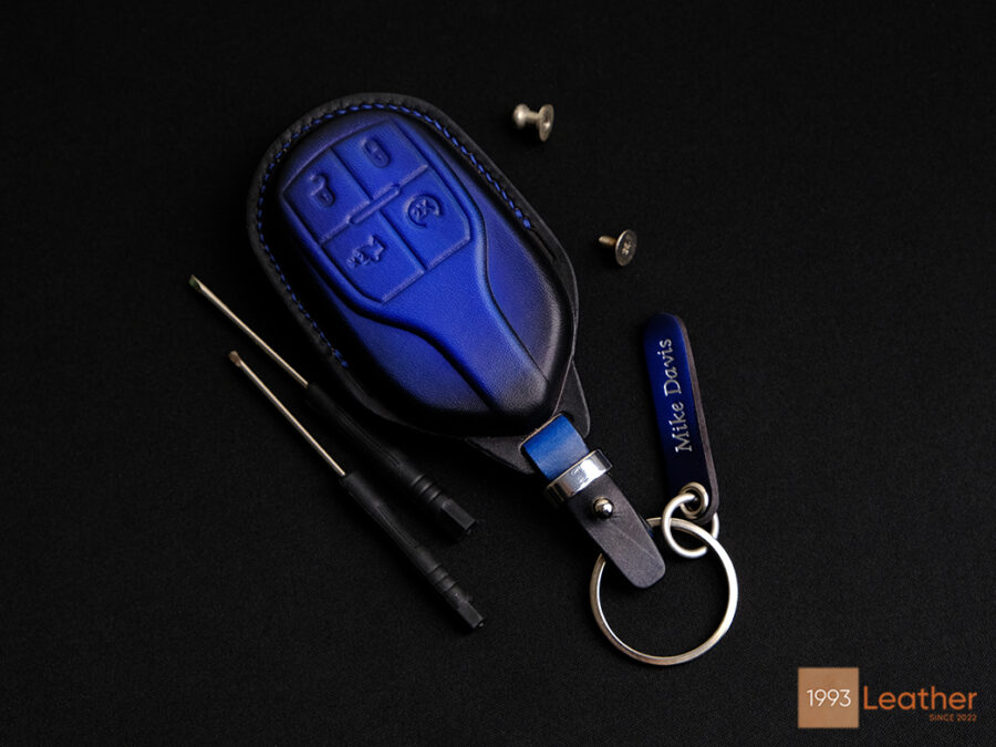 Maserati MC20 key fob cover crafted from premium Vegtan leather.