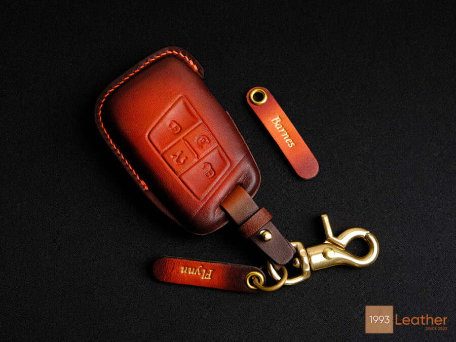 High-quality Volkswagen Jetta key fob cover made of premium Vegtan leather for durability and elegance.