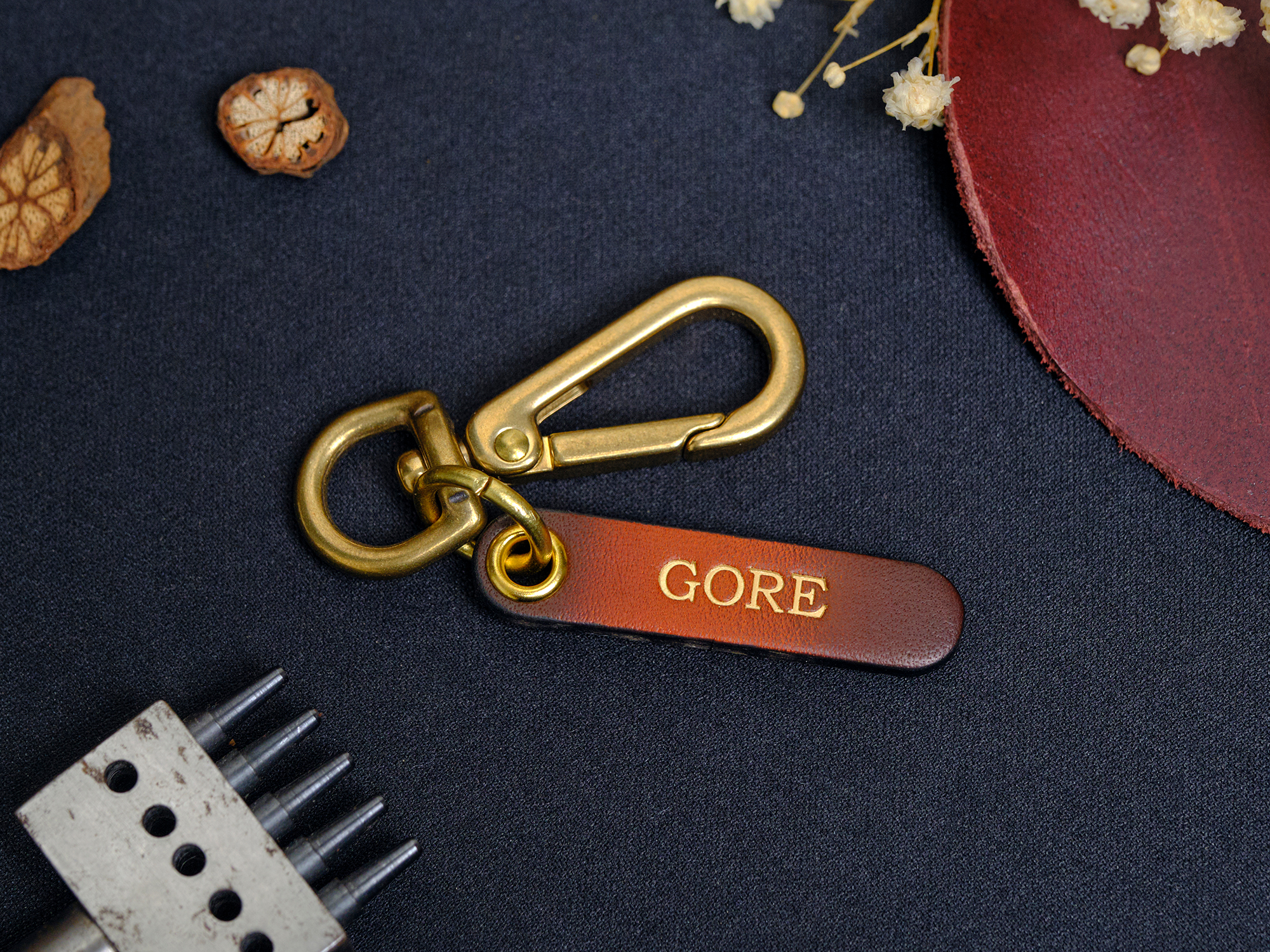 The complimentary exclusive products at Leather1993 like tag and keychain for Harley Low Rider key fob cover