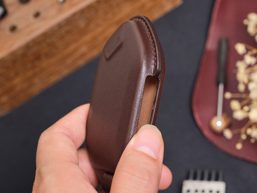 Kia Seltos key fob cover has a comfortable grip