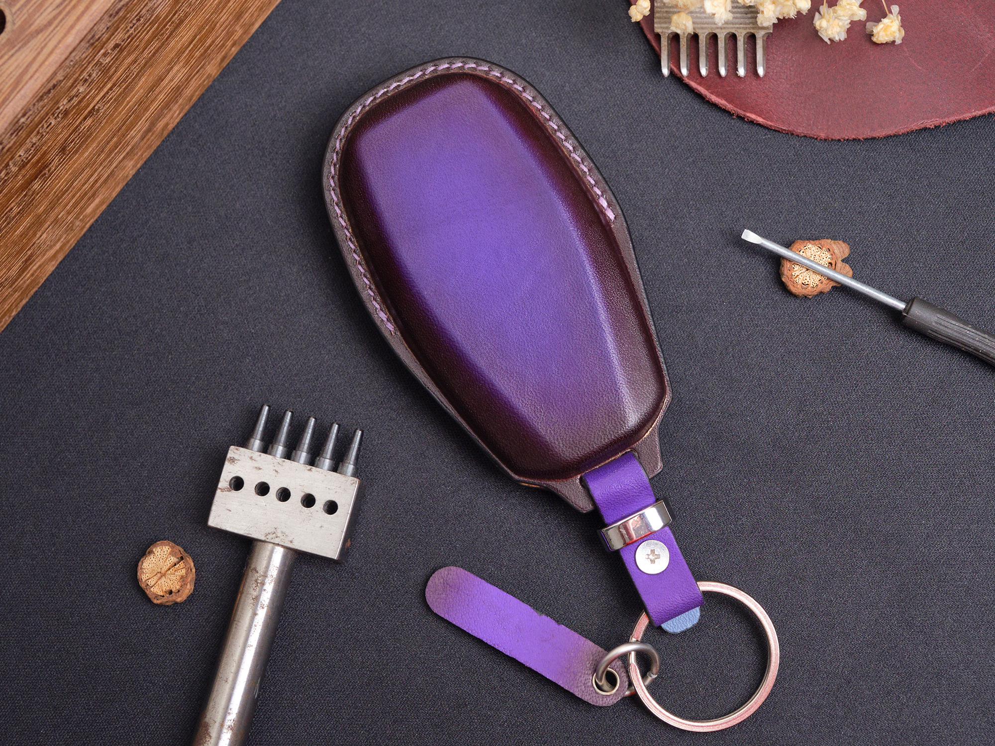 Key fob cover for Aston Martin VANTAGE made of Vegtan leather, known for its durability and ability to develop a rich, natural patina over time.