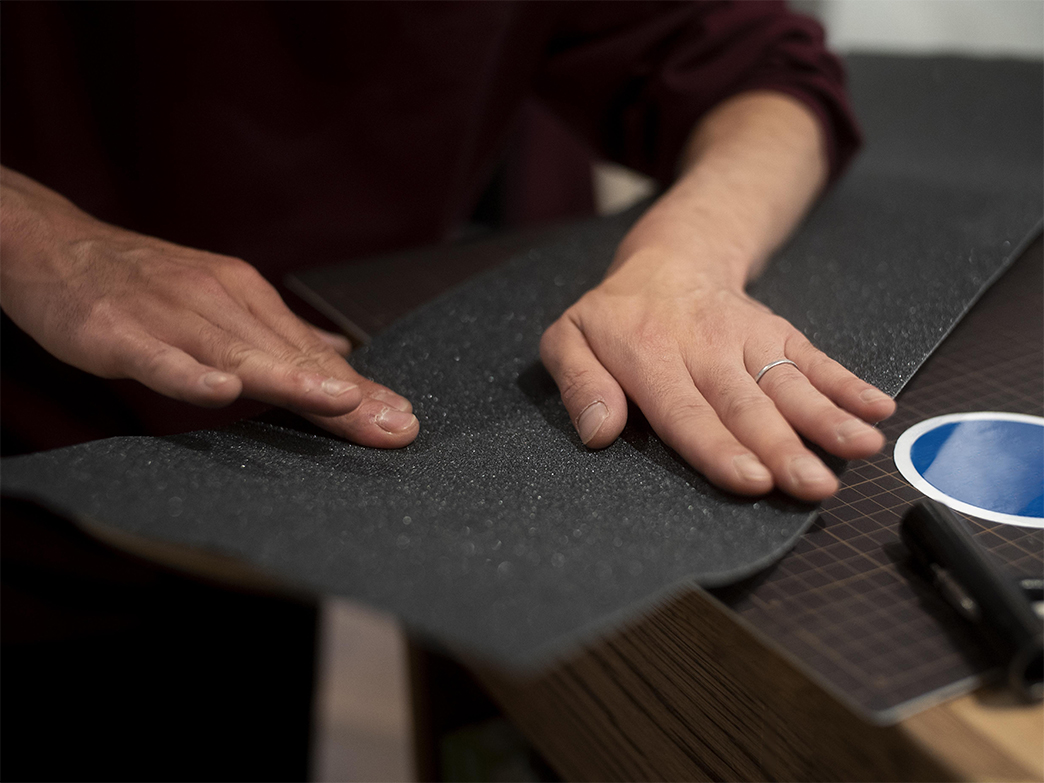 Top-Grain leather is more resistant to dirt and moisture than Full-grain