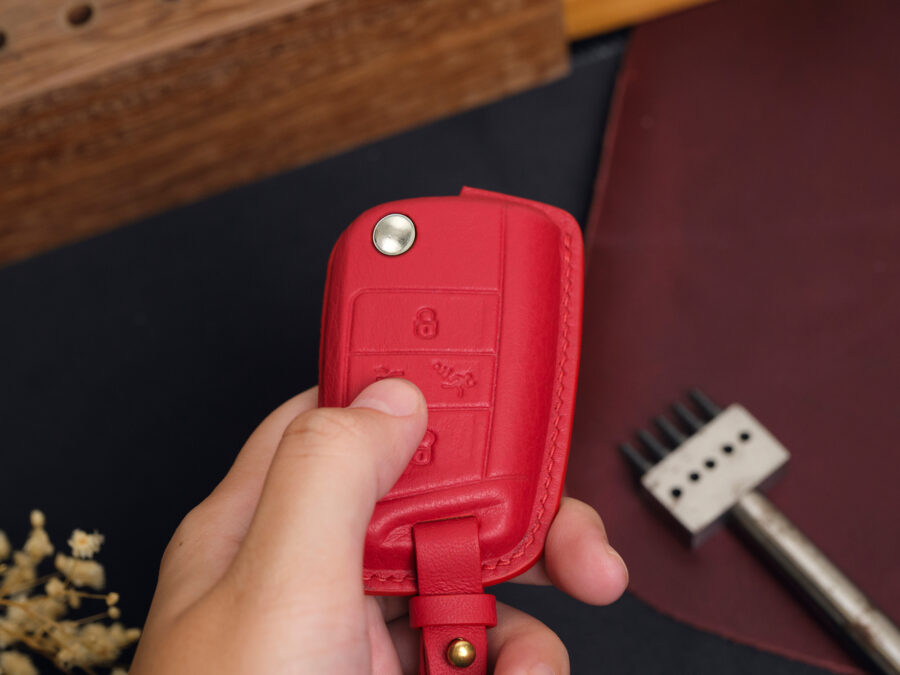 Volkswagen Polo key fob cover crafted from high-quality leather brings about a comfortable grip